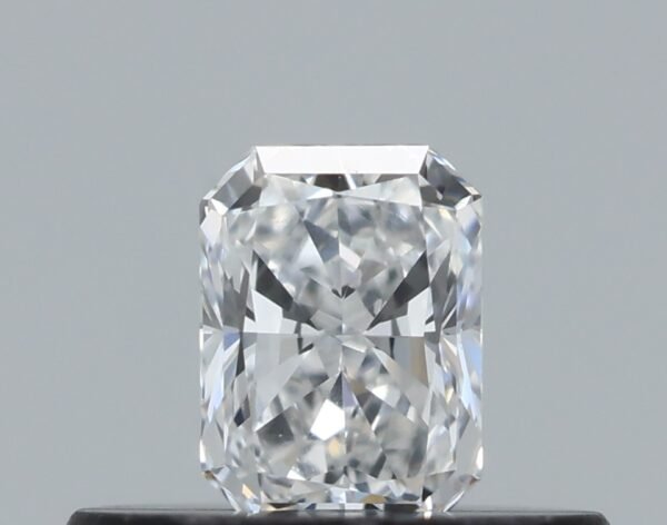 0.25 carat, Colour - F, Clarity - VS1, Shape - Radiant,  BDM
