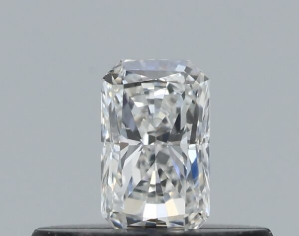 0.21 carat, Colour - F, Clarity - VS1, Shape - Radiant,  BDM